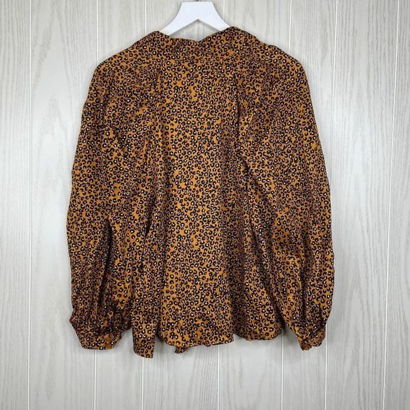 Who What Wear Tie Front Top Cheetah Print Blouse Womens Size Large - Picture 7 of 9